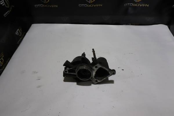 FORD TRANSİT 120 - 120 V ÇIKMA PARÇA TRANSİT 2.2 ÖNDEN ÇEKER FREN VAKUMU